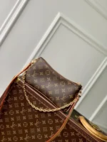 LV Pochette Liv Monogram Women - Image 2