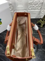 PRADA GALLERIA 32 BAG IN BRONZE ORANGE SAFFIANO LEATHER - Image 6