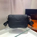 PRADA SMALL FLAP BAG 21 IN BLACK TRIANGULAR QUILTED PATTERN RE-NYLON - Image 5