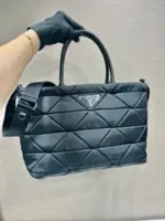 PRADA TRIANGLE PATTERN TOTE BAG 33 IN BLACK QUILTED RE-NYLON - Image 4