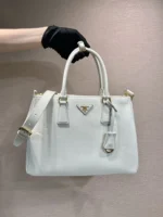 PRADA LARGE GALLERIA BAG 32 IN WHITE SMOOTH CALFSKIN GOLD HARDWARE - Image 2
