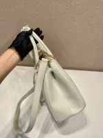 PRADA LARGE GALLERIA BAG 32 IN WHITE SMOOTH CALFSKIN GOLD HARDWARE - Image 3