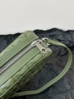 Goyard Limited Editio Crossbody Bag / Unisex - Image 8