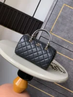 Chanel Matelasse Black Shoulder Bag Leather - Image 2