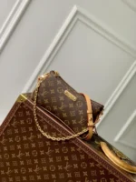 LV Pochette Liv Monogram Women