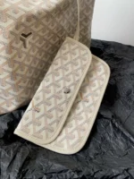 GOYARD Goyardine Boheme Hobo White - Image 5