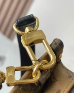 LV OnTheGo East West Brown - Image 6