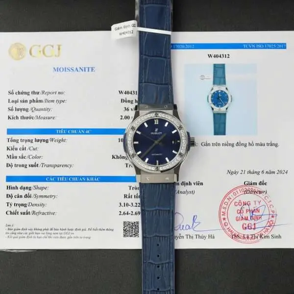 Dong-Ho-Hublot-Classic-Fusion-Titanium-Rep-11-Mat-Xanh-Blue-Vien-Dinh-Kim-Cuong-Moissanite-42mm-4-600x600-1 Hublot Classic Fusion Titanium Replica Watches Blue Dial Custom Moissanite Diamonds 42mm - Image 1
