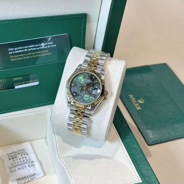 Dong-Ho-Nu-Rolex-DateJust-Mat-So-Hoa-La-Xanh-31mm-2-600x600-1 Rolex DateJust Replica 1:1 Green Flower Dial 31mm - Image 1