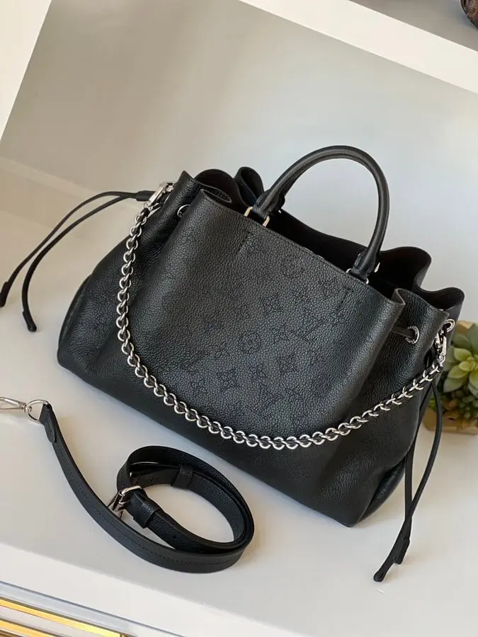 Louis vuitton bella mahina tote black