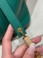 Hermes Togo leather green with gold hardware 18cm - Image 7