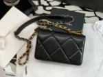 Chanel 19 wallet on chain in shiny lambskin - Image 2