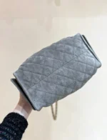 CHANEL 25 HANDBAG IN GREY 30 SUEDE GOLD HARDWARE - Image 4