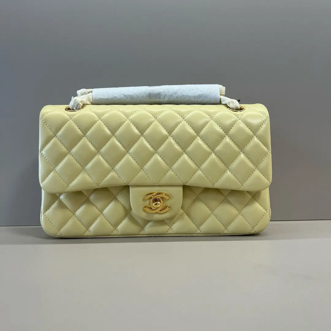 CHANEL 25C FLAP BAG 25 IN YELLOW QUILTED LAMBSKIN GOLD HARDWARE