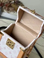 Louis Vuitton LV Camera Box Lock Gold 16x13x7.5cm - Image 7