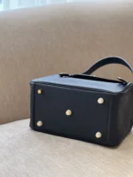 Hermes Lindy 26 Black Gold Hardware - Image 5