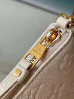 Louis Vuitton LV Easy Pouch On Strap Handbags White Milk 19×11.5x3cm - Image 4