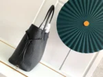 Tui Louis Vuitton LV Never Full Monogram Dap Chim Like Auth 32x29x17cm 4