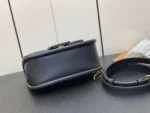 Tui Sieu Cap Louis Vuitton Hide and Seek Bag Nu Mau Den 21x15x8cm 9