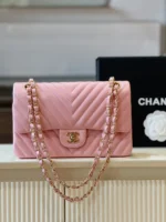 Chanel Classic Handbags V-Pattern Pink Lock Gold 23cm - Image 3