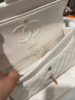 Tui Xach Chanel Classic Nu Da Hat Mau Trang Replica 11 Cao Cap 25cm 3 1