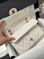 Tui Xach Chanel Classic Nu Da Hat Mau Trang Replica 11 Cao Cap 25cm 6