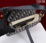 Tui Xach Dior Saddle Yen Ngua Canvas Theu Tay 25.5x20x6 9 1