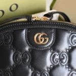 Gucci Matelasse Like Auth Bag with Embossed GC Pattern 21cm - Image 7