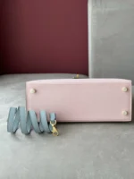 Hermes Kelly 25 Rose Sakura & Gris Perle Chèvre Epsom Leather Gold Hardware - Image 6