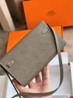 Hermes Kelly WOC 20 Gold Hardware - Image 7