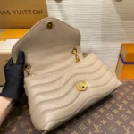 Louis Vuitton LV New Wave Womans Cowhide Leather Handbags 24x14x9cm - Image 3