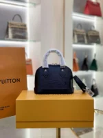 Louis Vuitton LV Alma Handbags Womans Black 18cm - Image 2