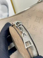 Tui Xach Louis Vuitton LV Baia Mahina Hoa Tiet Hoa Mono Like Auth 26x17x7 3