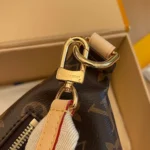 Tui Xach Louis Vuitton LV Bumbag Monogram Sieu Cap 38x16x8cm 9