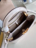 Louis Vuitton LV Capucines Crocodile Leather Handbag with Gold Buckle 31cm - Image 5