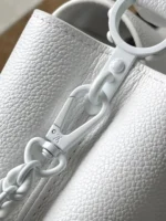 Louis Vuitton LV Capucines Handbags White Leather 21cm - Image 6