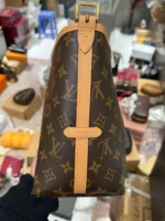 Tui Xach Louis Vuitton LV Carry All MM Monogram Mau Nau Sieu Cap 39x30x15cm 3