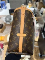 Tui Xach Louis Vuitton LV Carry All MM Monogram Mau Nau Sieu Cap 39x30x15cm 4