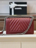 Tui Xach Nu Chanel Boy Medium Rep 11 Hoa Tiet Chu V Mau Do 25cm 5