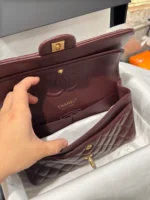 Tui Xach Nu Chanel Classic Mau Do Man Khoa Vang Like Auth 25cm 9