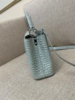 Louis Vuitton LV Capucines BB Gray Crocodile Leather Handbag Like Auth 21cm - Image 2