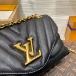 Tui Xach Nu louis Vuitton LV New Wave Mau Den Like Auth 24x14x9cm 6