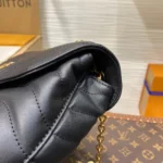 Tui Xach Nu louis Vuitton LV New Wave Mau Den Like Auth 24x14x9cm 7