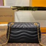 Tui Xach Nu louis Vuitton LV New Wave Mau Den Like Auth 24x14x9cm 8 1