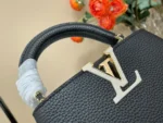 Louis Vuitton LV Capucines BB Black Cowhide Leather Handbags 21x14x8cm - Image 2