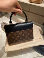 Louis Vuitton LV Locky BB Monogram Mix Black Brown Handbags 20×7.5x16cm - Image 3