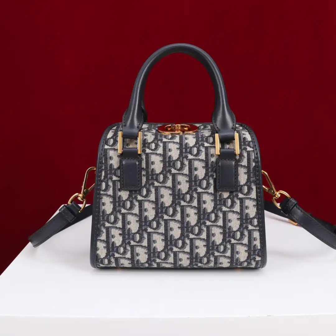 Untitled-design-2025-05-29T175948.900 Dior 30 Montaigne Women's Handbag Oblique Fabric 18.5x16x10cm - Image 1