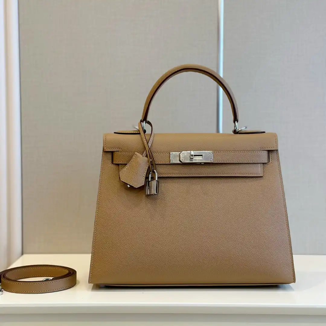 Untitled-design-2025-05-31T225825.433 Hermes Kelly 28 Epsom Brown Palladium Hardware - Image 1