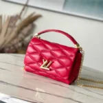 Louis Vuitton LV Twist Like Auth Womans Red Handbags Smooth Leather 23cm
