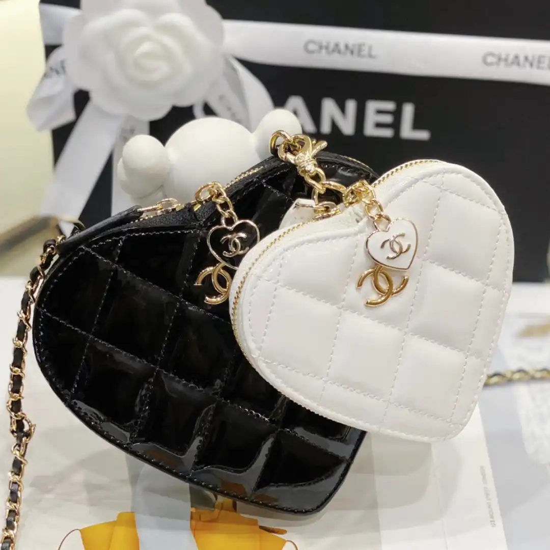 Chanel Handbags Womans Heart Pattern Full Wallet 15x13x2cm